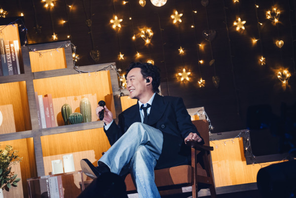 许志安演唱会2026｜红馆第一场嘉宾陈奕迅！阔别11年Fit爆秀胸肌牵手世纪合唱