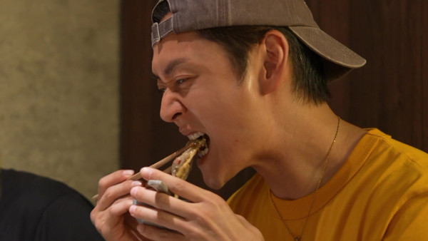 試真D唷｜張振朗臭到面紅爆青筋！首試臭豆腐反白眼 GM崩潰扁嘴似3歲細路
