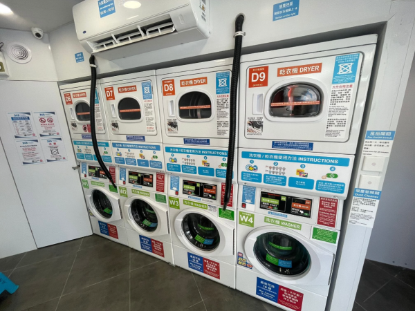 365 Laundry 自助洗衣店（图片来源：FB@365 Laundry - 24小时自助洗衣）