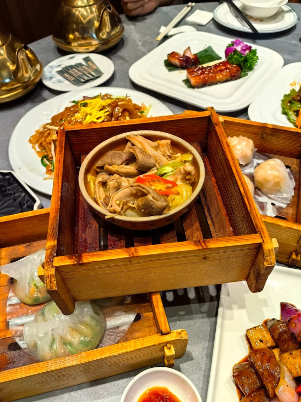 鼎聖茶樓(圖片來源:小紅書@Sakura) 新皇崗口岸地鐵7號線食買玩懶人包 老字號飲早茶/山姆掃貨/古風庭園一日遊