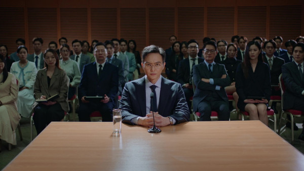 璀璨之城｜張曦雯陳煒蔣家旻盛裝鬥美艷！逾百人排練兩小時兩分半鐘場口一鏡到底