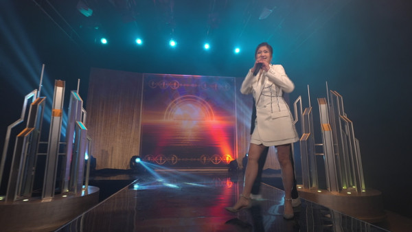 三代同糖劇情｜邱芷微車婉婉重現《中年好聲音》！勾起台上哭泣回憶︰喺台上喊苦喊忽