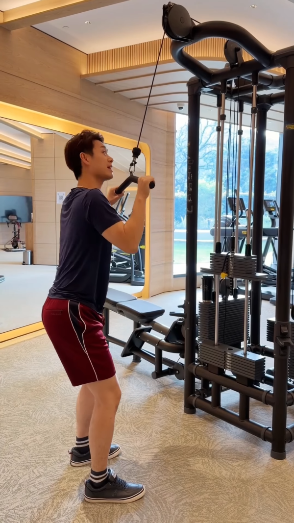 《愛回家》男藝人放下身段街邊捱飯盒！冇劇拍轉行副業賺錢：最鍾意充實嘅日子