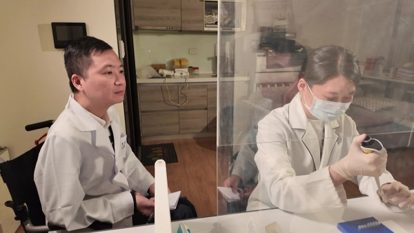 基因專家陳燕麟揭17歲確診罕見肌萎症!立志讀醫消滅疾病 豁達面對不幸「愛情世界零萎縮」
