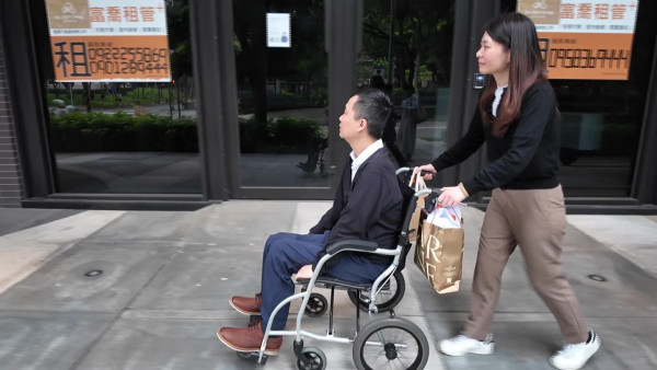 基因專家陳燕麟揭17歲確診罕見肌萎症！立志讀醫消滅疾病 豁達面對不幸「愛情世界零萎縮」