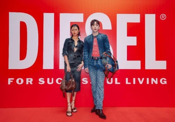 DIESEL全新D-ONE手袋登场!联手卢瀚霆及陈凯咏演绎前卫街头美学