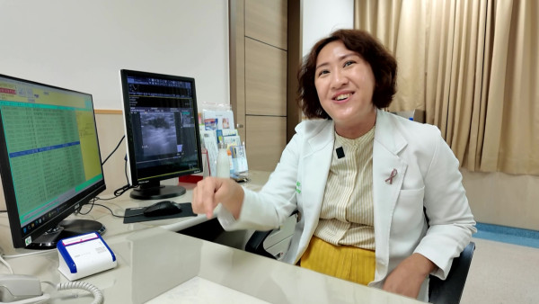 乳房外科名醫鄭伃書親歷「最毒」乳癌後痛改前非！崩潰共情：向所有病人說聲對不起 