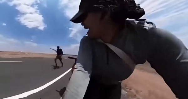 有片!女KOL獨自踩單車遊肯雅 慘遭持開山刀男子追斬!事後拍片自責做錯:係我自己錯