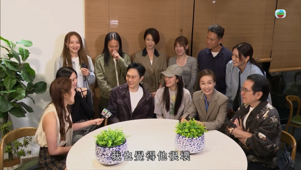 今屆港姐第一人火速空降做東張女神！中大碩士高學歷投身娛樂圈：請大家繼續見證