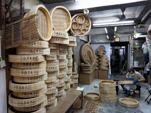 免費導賞團｜2. 西區傳統蒸籠、臘味、鹹魚百年工藝。圖片來源：香港旅遊發展局