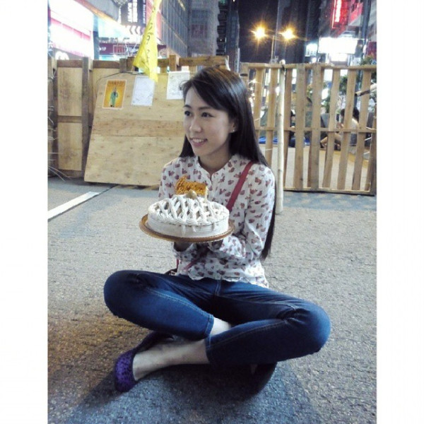 前TVB女藝人突然宣佈離婚!退圈移居美國多年 34歲生日揭媽媽病逝噩耗雙重打擊