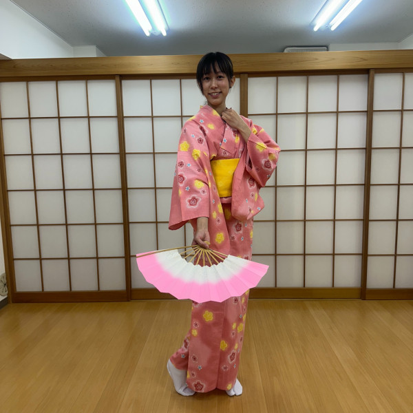 前TVB女藝人突然宣佈離婚！退圈移居美國多年 34歲生日揭媽媽病逝噩耗雙重打擊
