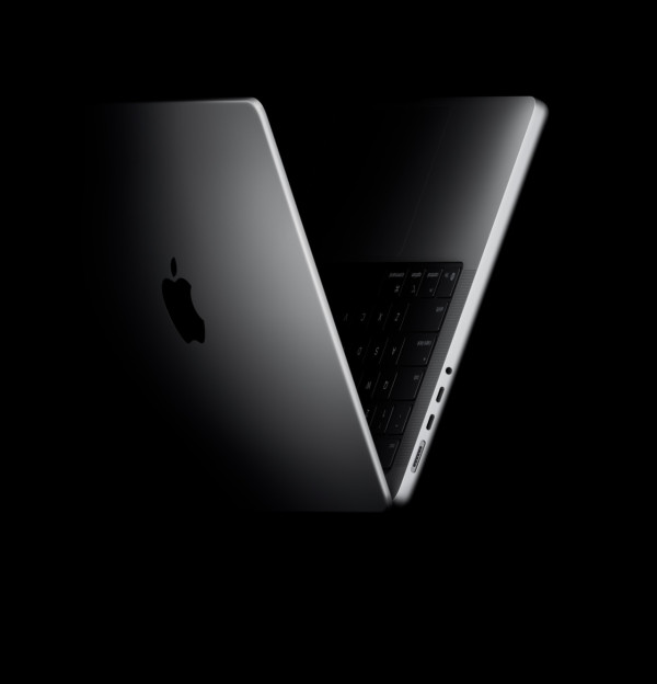 觸屏MacBook Pro傳11月6日開賣！規格懶人包！可以取代iPad？Steve Jobs曾反對觸屏設計