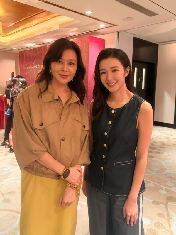 麥明詩晒關之琳合照被屈「淨係P自己」罕有動怒反擊點名某媒體:cap啲po當新聞