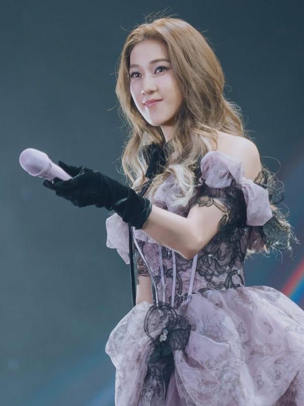 鍾嘉欣演唱會2027｜鍾嘉欣入行22年首登紅館！優先購票及公開發售日期、票價/座位表一覽