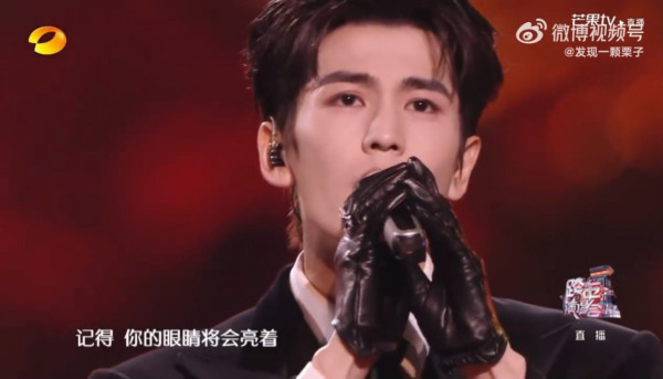 逐玉|張凌赫男神背景起底8件事!190cm理工學霸非科班出身+疑似全家福瘋傳惹熱議