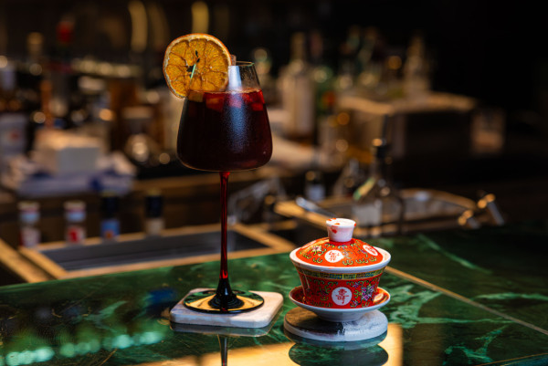 灣仔合和食街萬聖節狂歡！買一送一飲品＋嘩鬼Busking玩到凌晨3點