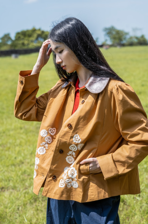Louise Misha Tekiala 刺繡復古大衣(咖啡色)HK$3,390