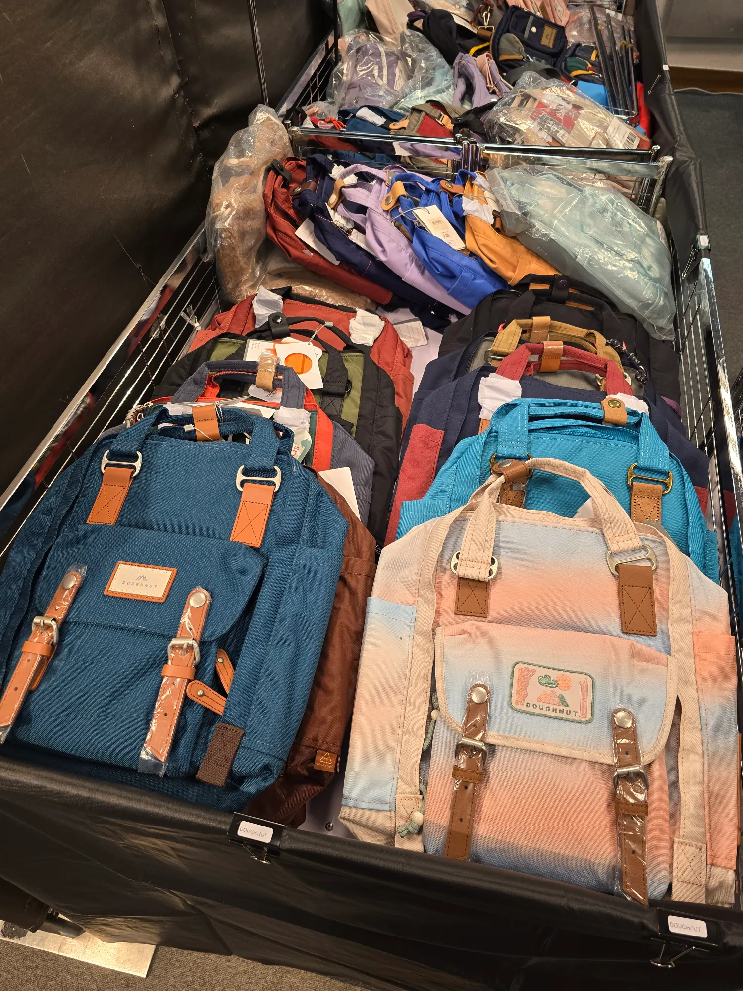 開倉優惠｜海港城名牌袋開倉$599起！Doughnut／MARC JACOBS／A.P.C. 真皮手袋、背囊特價