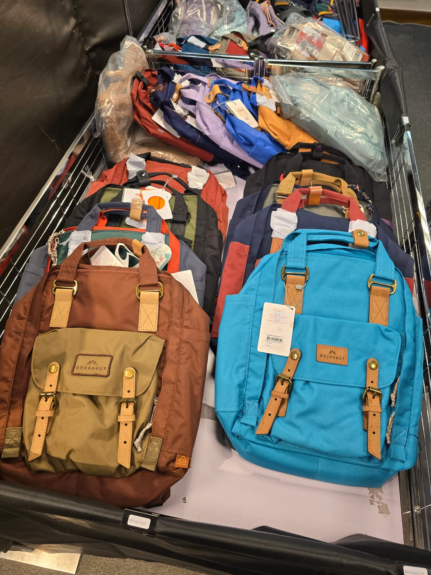 開倉優惠｜海港城名牌袋開倉$599起！Doughnut／MARC JACOBS／A.P.C. 真皮手袋、背囊特價
