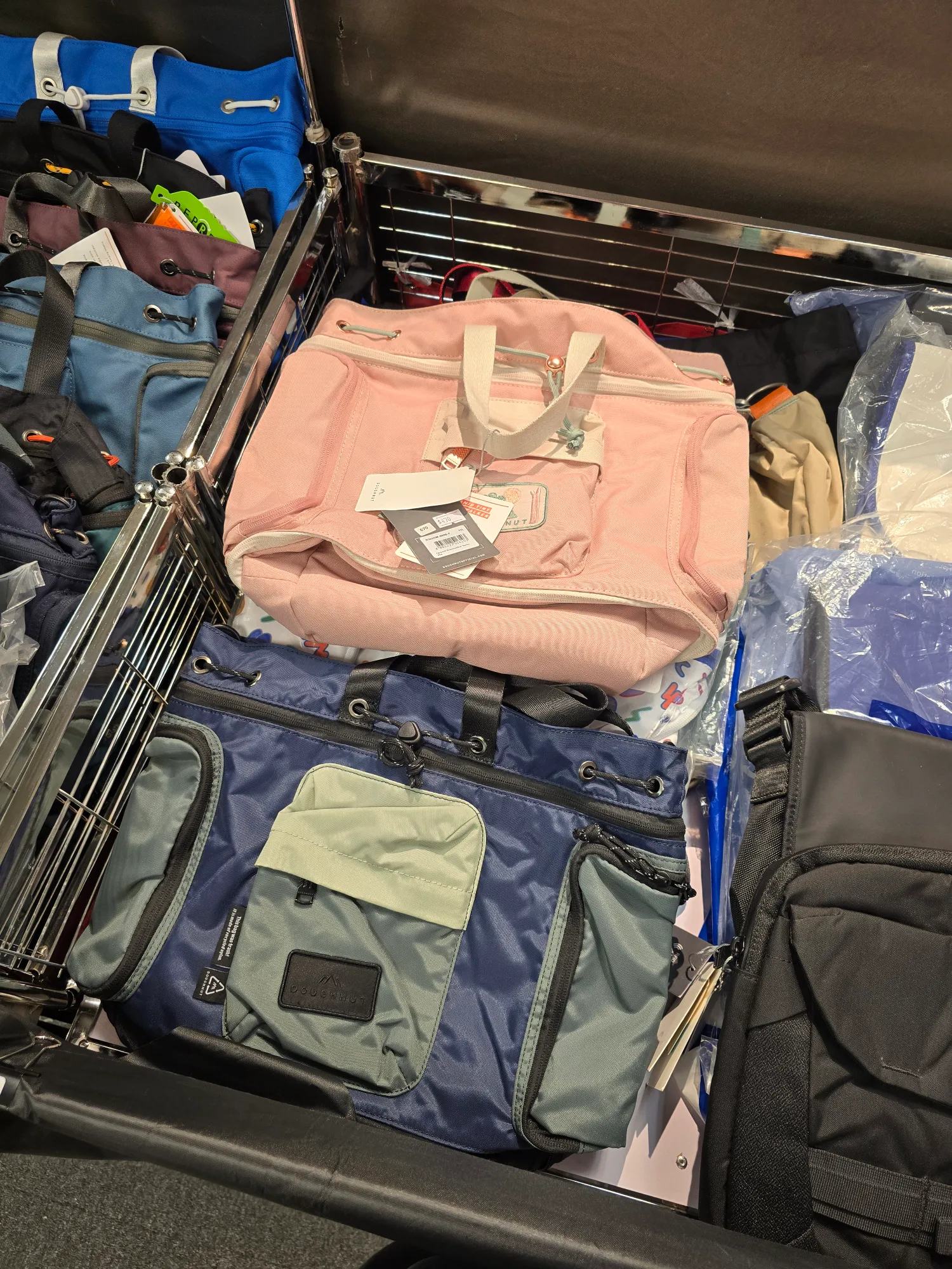 開倉優惠｜海港城名牌袋開倉$599起！Doughnut／MARC JACOBS／A.P.C. 真皮手袋、背囊特價