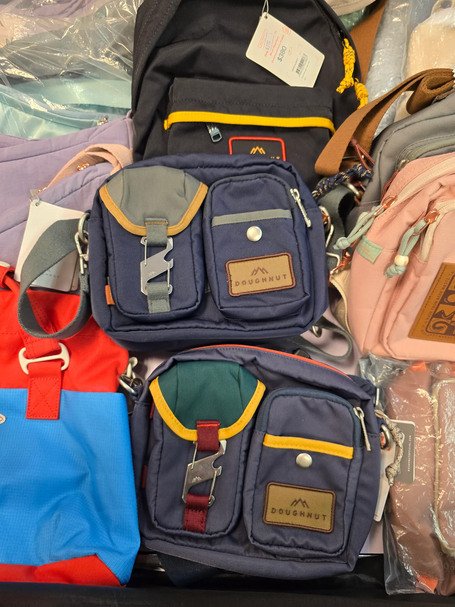 開倉優惠｜海港城名牌袋開倉$599起！Doughnut／MARC JACOBS／A.P.C. 真皮手袋、背囊特價