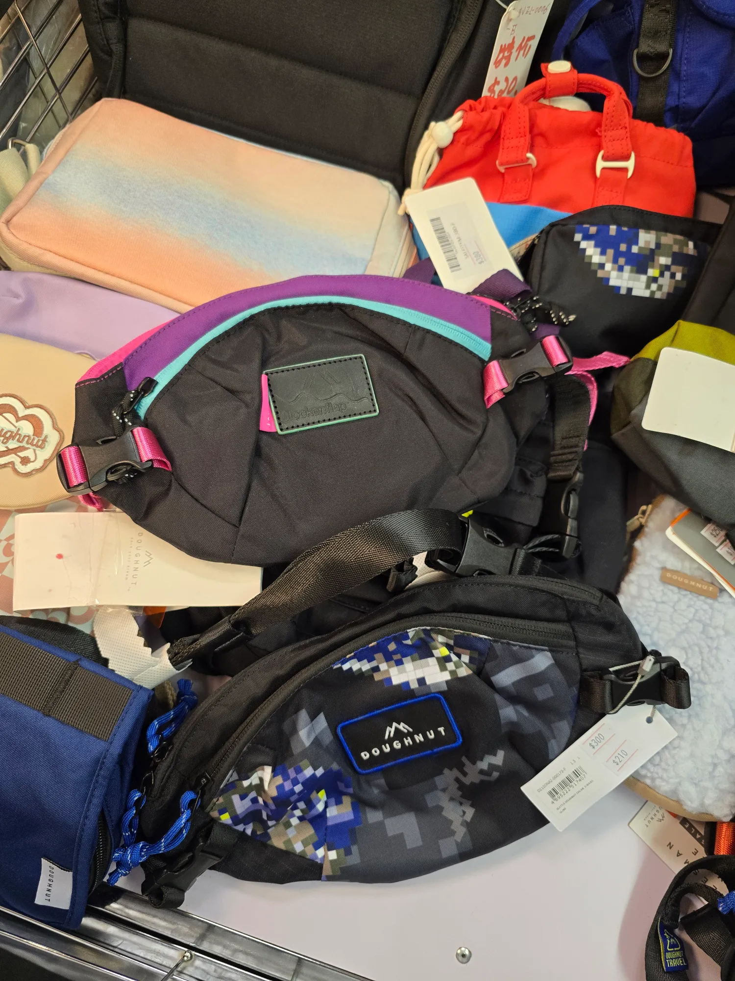 開倉優惠｜海港城名牌袋開倉$599起！Doughnut／MARC JACOBS／A.P.C. 真皮手袋、背囊特價