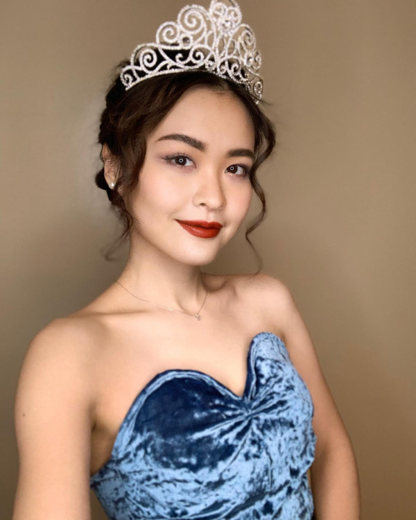 34歲前女藝人IG突然宣布結婚！甜晒紋身戒指首曝拍拖經過︰我在營火旁向他求婚