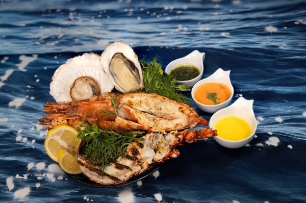 愉景灣酒店全新海景自助Brunch！必食日本直送刺身/矜貴藍龍蝦/斧牛扒/48個月黑毛豬