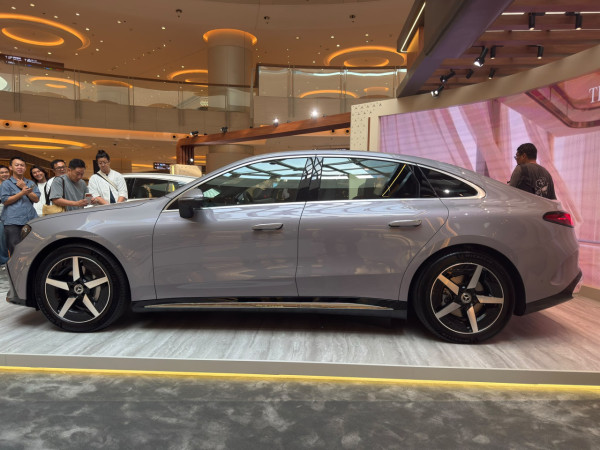 【現場直擊】平治全新純電C-Class/GLC 250/GLC 400 4MATIC登場！車價 $749,000 起 劉俊謙現場分享試坐體驗