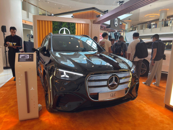 【現場直擊】平治全新純電C-Class/GLC 250/GLC 400 4MATIC登場！車價 $749,000 起 劉俊謙現場分享試坐體驗