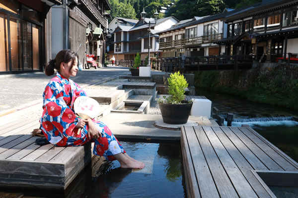 網民實測用AI成功搶訂日本超熱門溫泉旅館！全館一日僅接4組客 附AI自動追蹤空房通知教學 