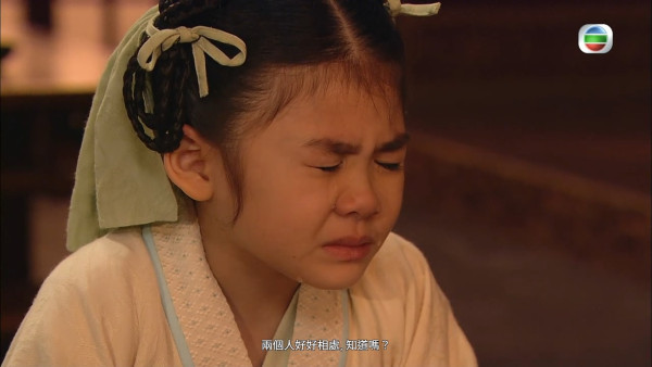 TVB昔日童星「小姚金鈴」梁暐昕23歲近照曝光！全頭金毛超破格180度大轉變似韓團偶像