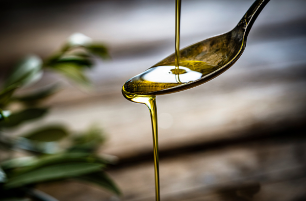 不鏽鋼鍋變色｜不鏽鋼鍋現「彩虹紋」等同釋出毒素？專家揭變色真相 教3招洗走陳年焦垢