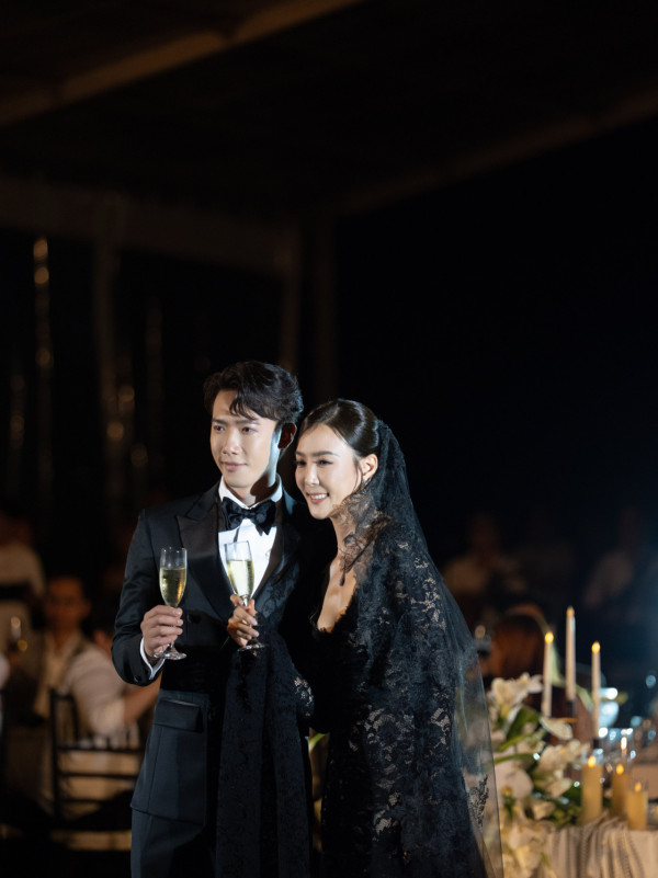 Stanley峇里盛大婚禮曝光正式圓婚！MIRROR成員12缺5惹網民熱議：好似同事