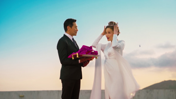 三代同糖|歐瑞偉化身古怪裝修師傅惡鬥車婉婉!神還原林峯椅子掌上壓狂野爆燈