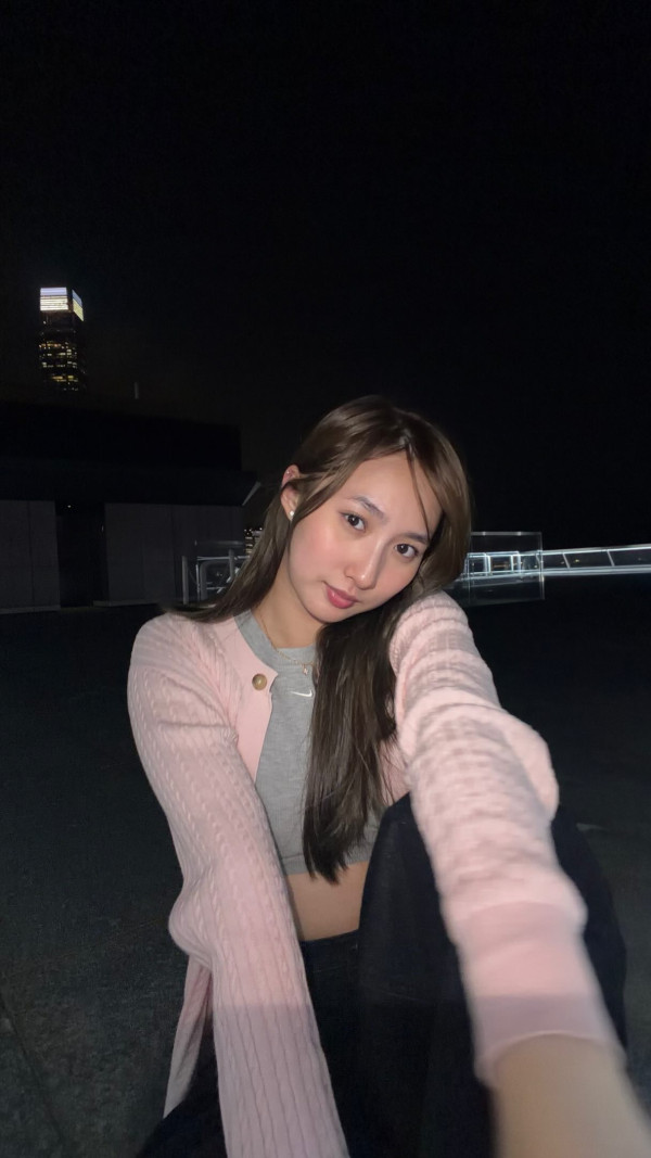 鍾柔美Yumi晒萬聖節造型挑戰性感旗袍！心口邪惡開窿強烈反差感自嘲carry唔到
