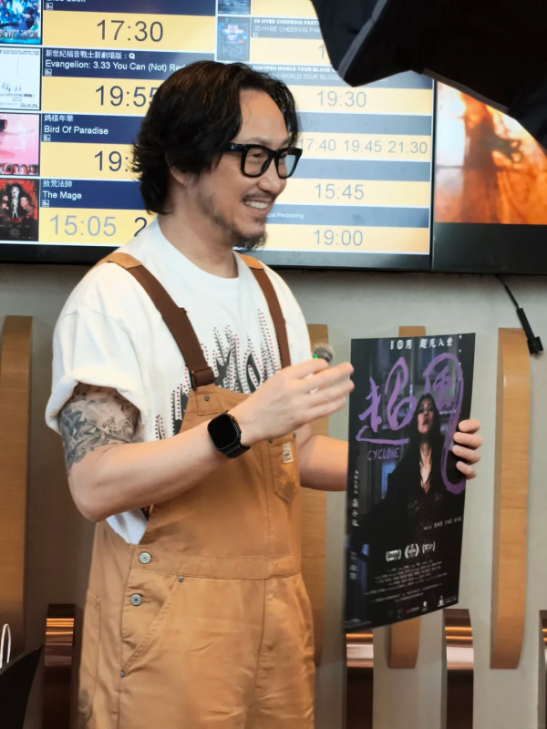 人氣男歌手陷醜聞後沉寂多時罕有現身!被爆入紙開演唱會想翻身全面復出