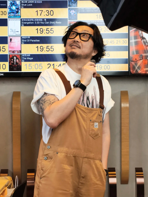 人氣男歌手陷醜聞後沉寂多時罕有現身!被爆入紙開演唱會想翻身全面復出
