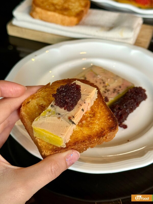 中環隱世庭園風法式酒館全新週末Brunch  招牌脆皮烤三黃雞／鵝肝多士／鮪魚刺身