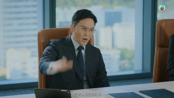 璀璨之城角色｜張智霖徹底黑化恐怖份子級演技洗版 捏高海寧下巴逼就範氣場全開！
