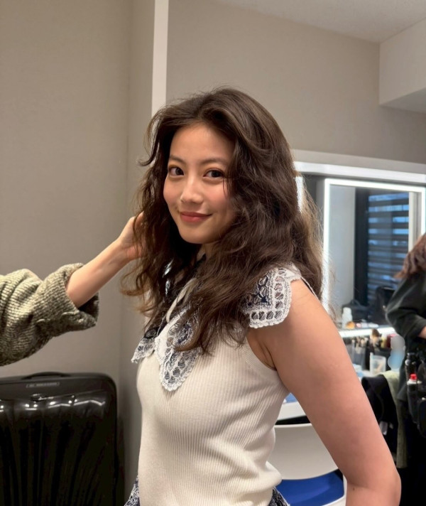 愛上草莓的季節｜今田美櫻池昌旭煙花之吻甜爆全網！親回閃婚傳聞成焦點
