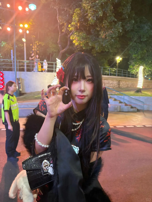 港人北上深圳歡樂谷過萬聖節惹熱議 大讚NPC陣容極高顏值!