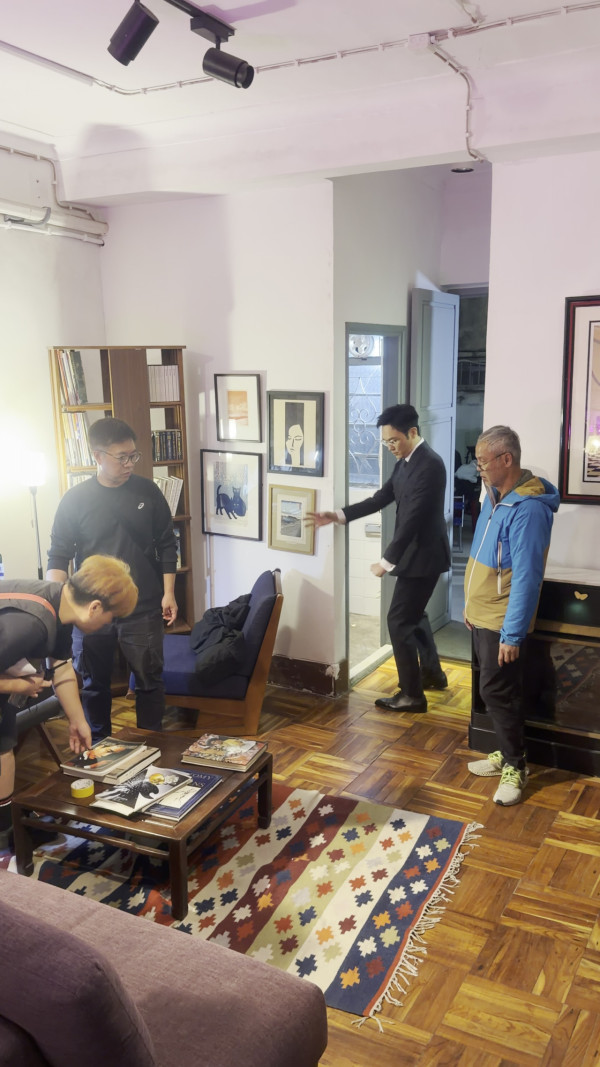 璀璨之城花絮｜張智霖化身恐怖情人對陳瀅施「水刑」 鏡頭外2大小動作盡顯紳士風