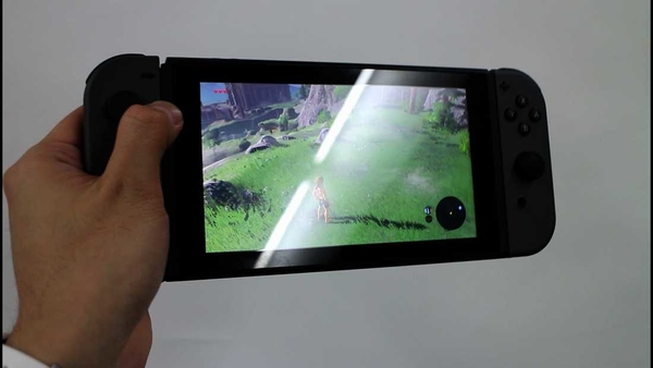 Switch 與 C9 Pro 6 吋屏幕激鬥！  兩者可視角表現如何？
