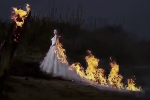 去到盡！影婚紗相玩出火 走火入魔還是愛靚不要命？