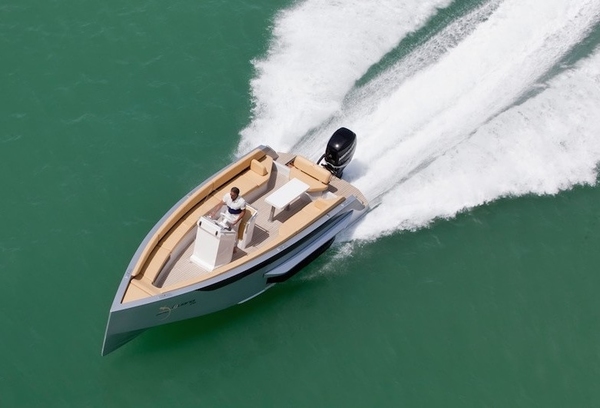 開船上班？兩棲遊艇征服海陸