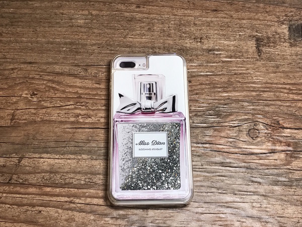  The Hood 支持本土創意 手機殼即選即做