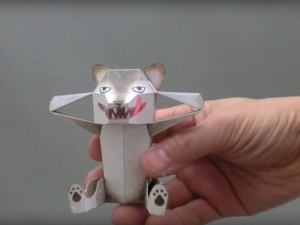 超神奇！企鵝紙模型一丟即彈變立體