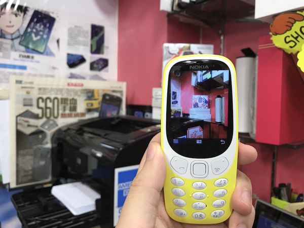 【上手試】Nokia 3310 新版貪食蛇操控試玩